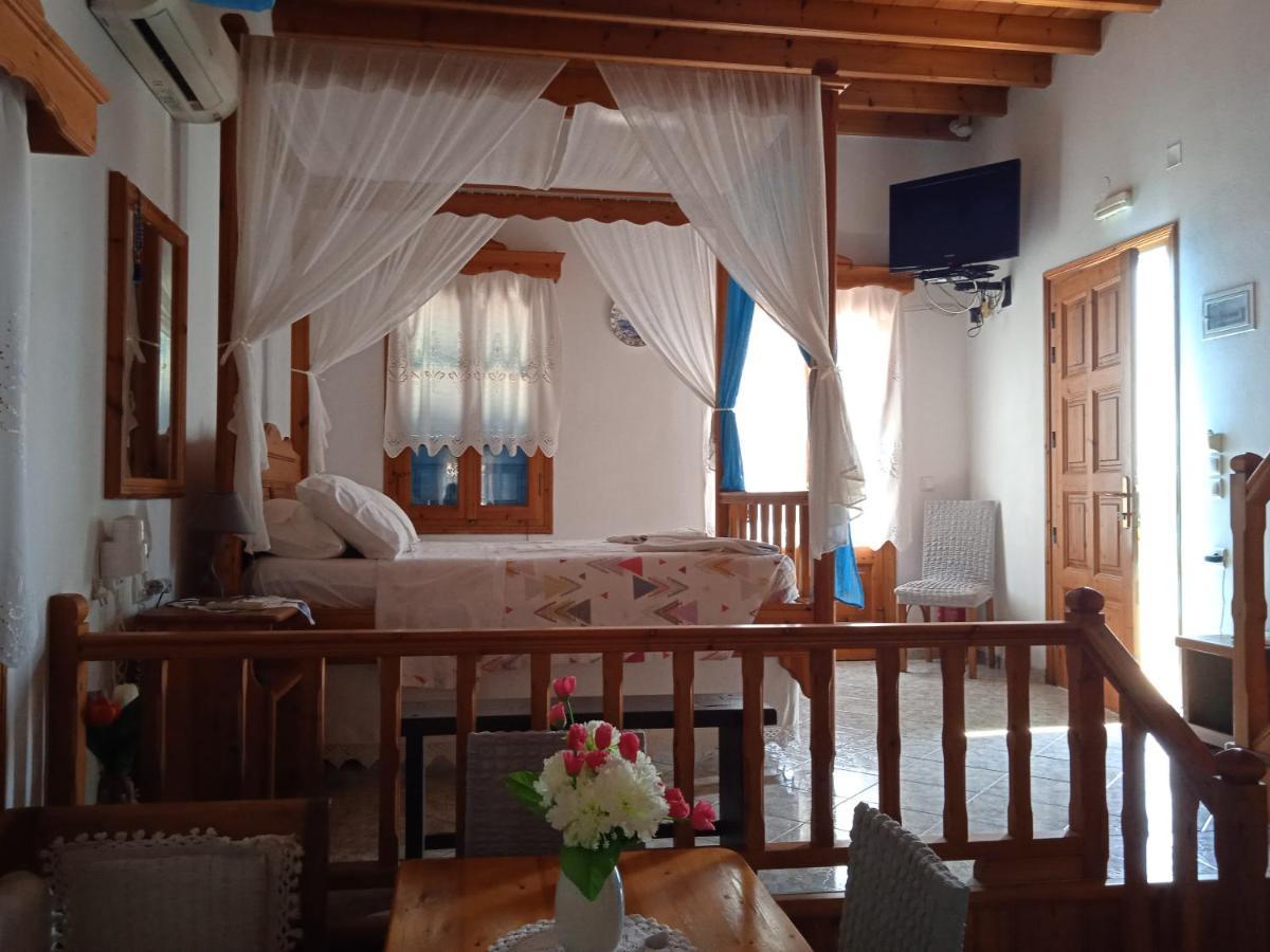 Glaros Studios Agriolivadi Patmos Skala  Bagian luar foto